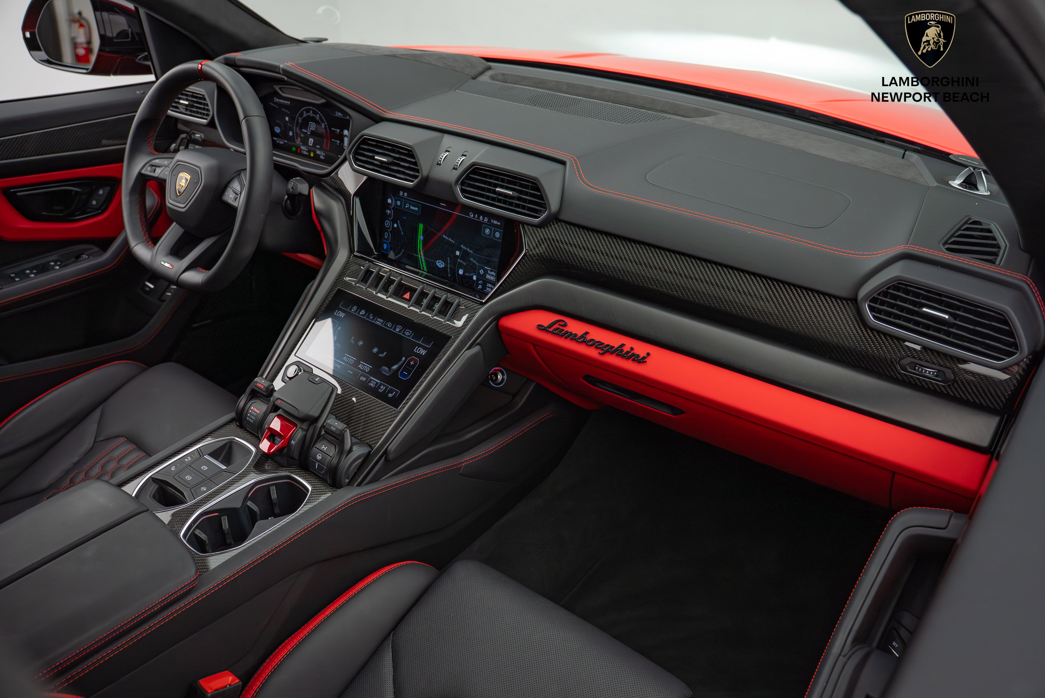 Used 2024 Lamborghini Urus S image 21