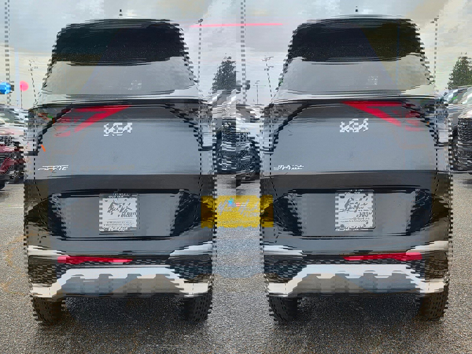 Used 2024 Kia Sportage SX image 4