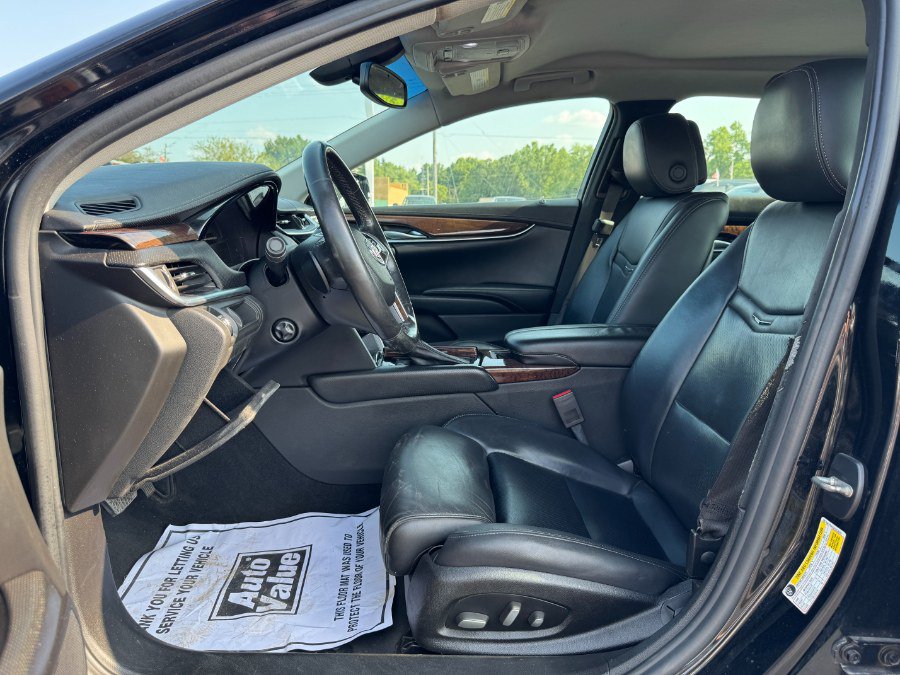 Used 2013 Cadillac XTS Luxury FWD image 15