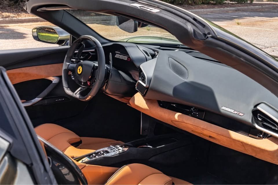 Used 2024 Ferrari 296 GTS image 7