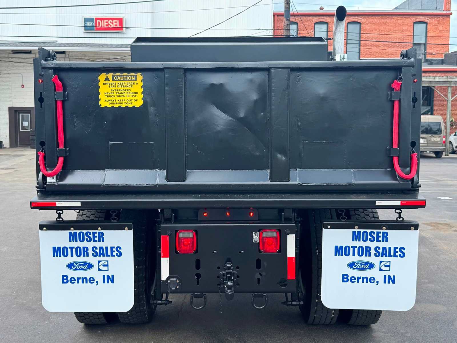 Used 2016 Ford F750 2WD Regular Cab Super Duty image 11