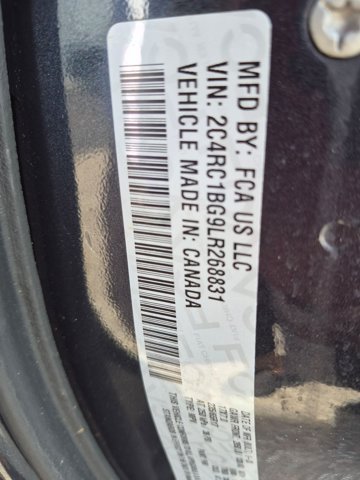 Used 2020 Chrysler Pacifica Touring-L FWD image 17