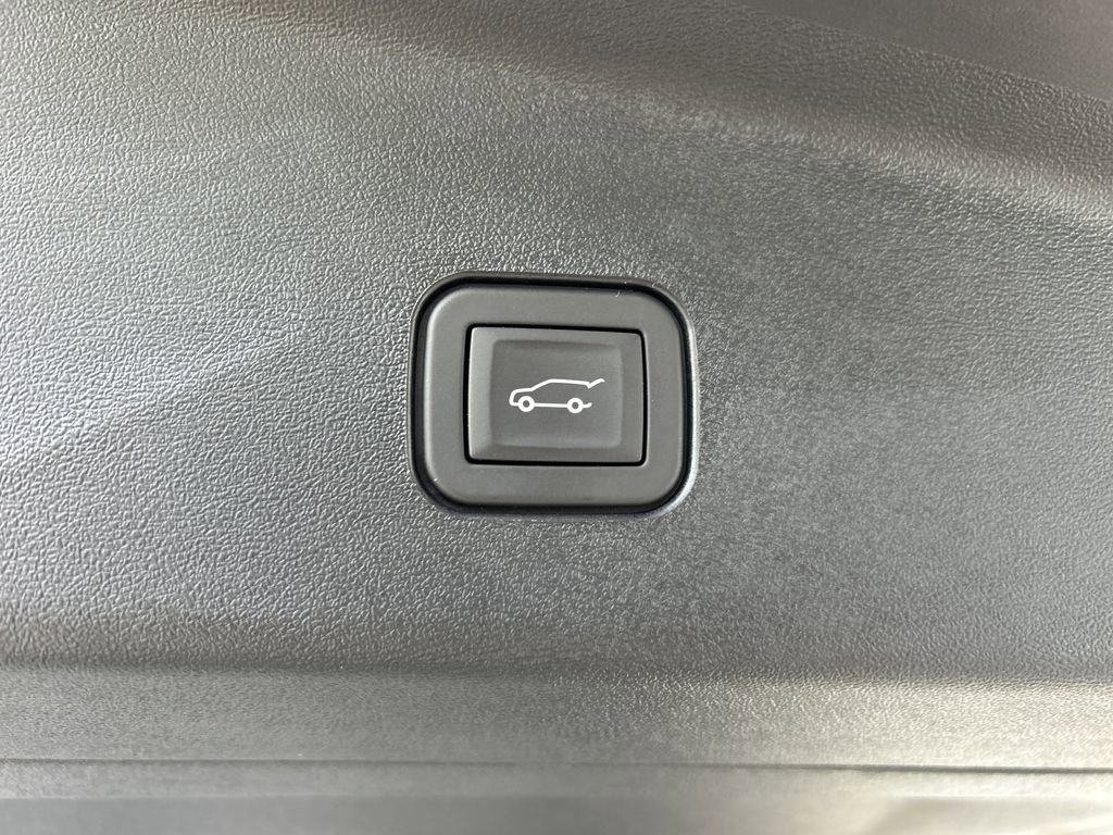 New 2026 Cadillac Vistiq Luxury image 11