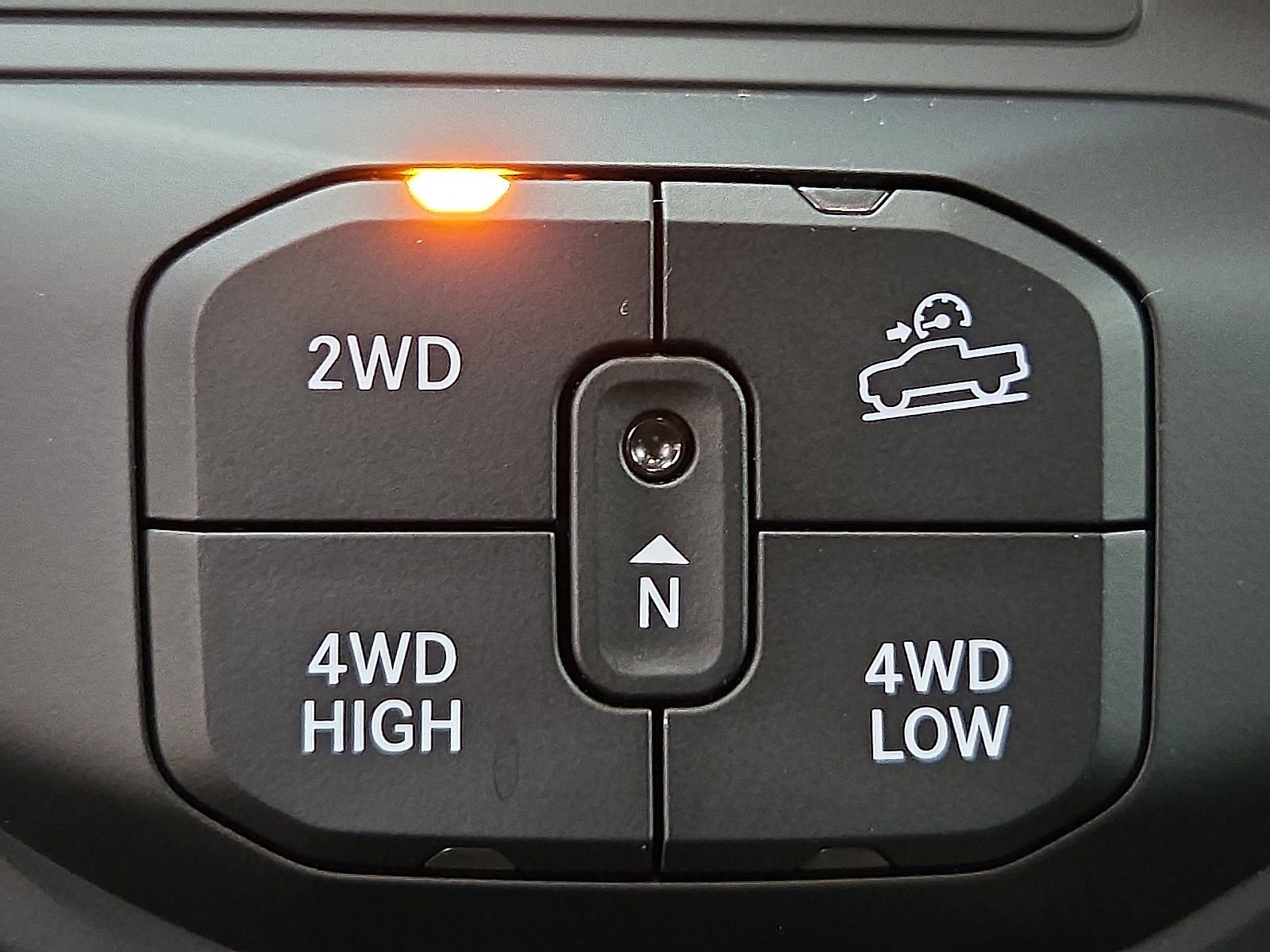 New 2026 RAM 2500 Limited AWD/4WD image 18