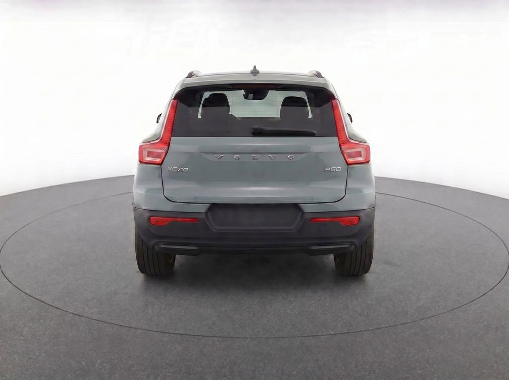 Certified 2023 Volvo XC40 B5 Plus w/ Protection Package Premier AWD/4WD image 10