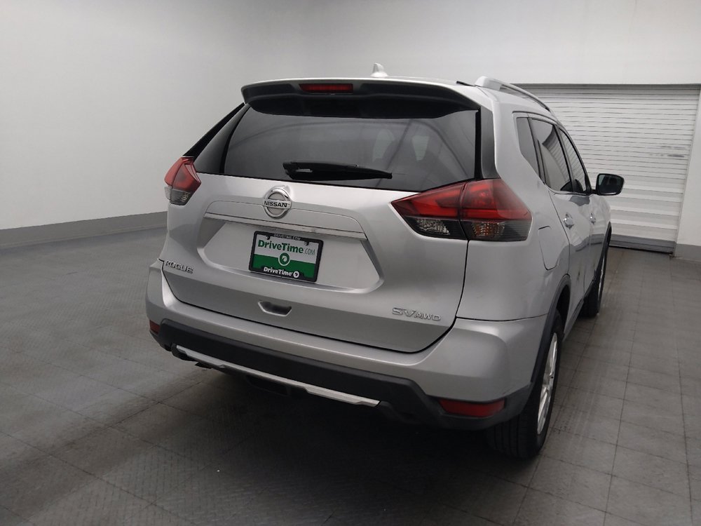 Used 2018 Nissan Rogue SV AWD/4WD image 7