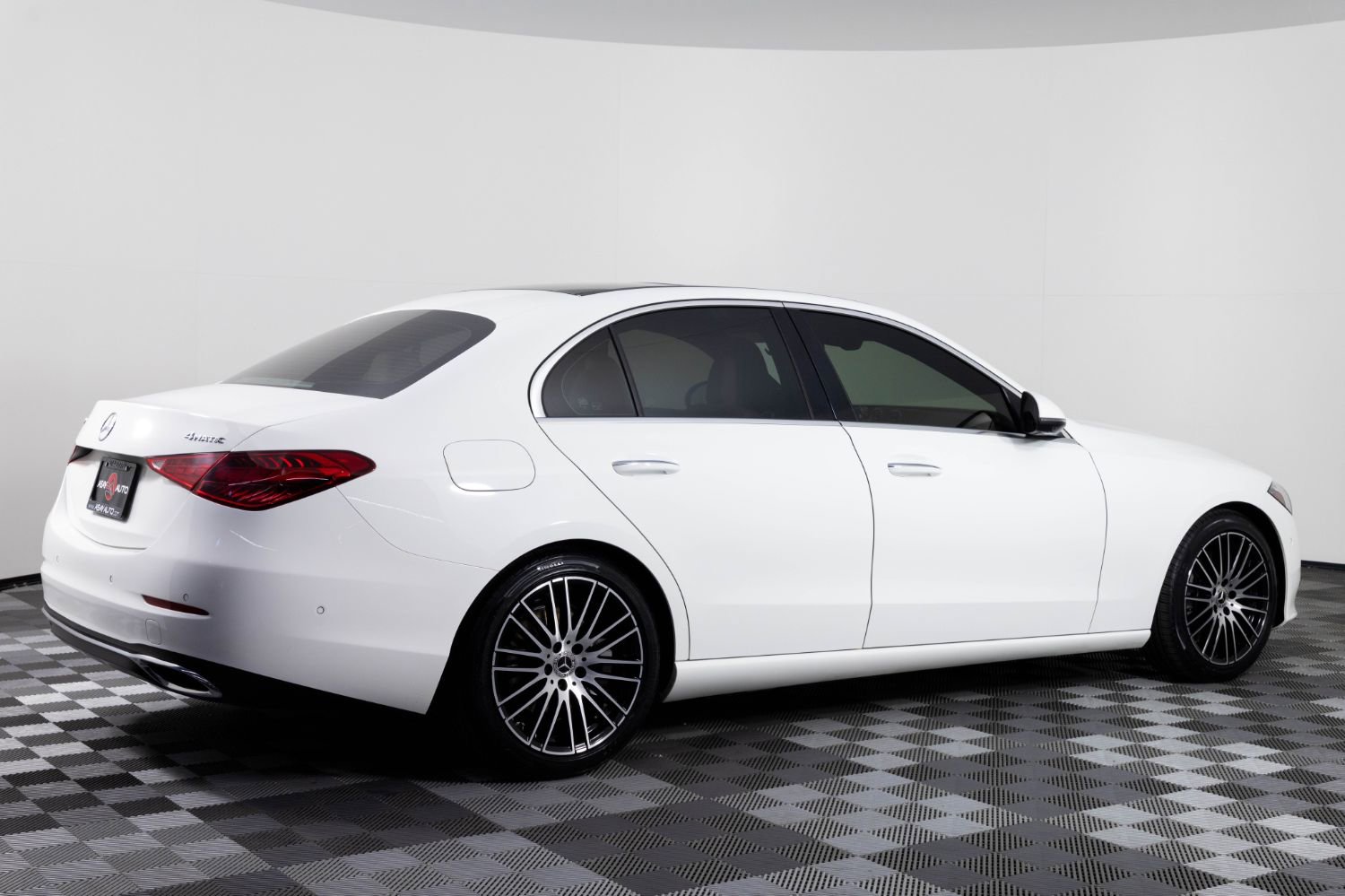 Used 2022 Mercedes-Benz C 300 4MATIC Sedan image 8