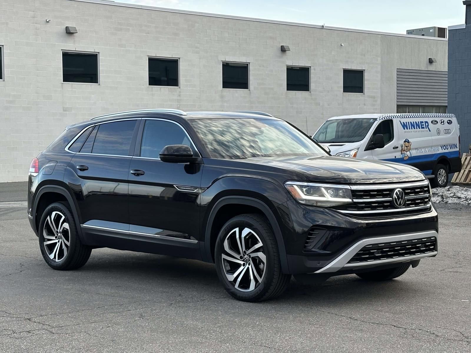 Used 2023 Volkswagen Atlas Cross Sport SEL image 7