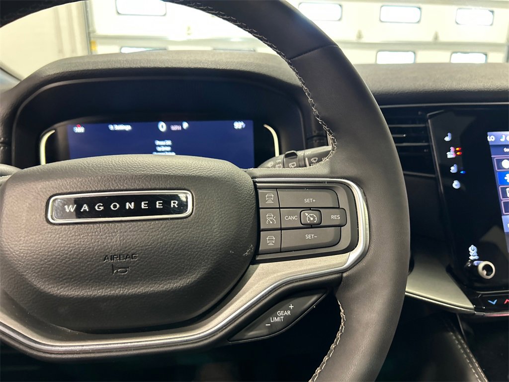Used 2024 Jeep Wagoneer Series II image 21