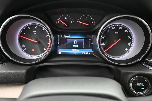 Used 2018 Buick Regal Essence w/ Driver Confidence Package #1 AWD/4WD image 21