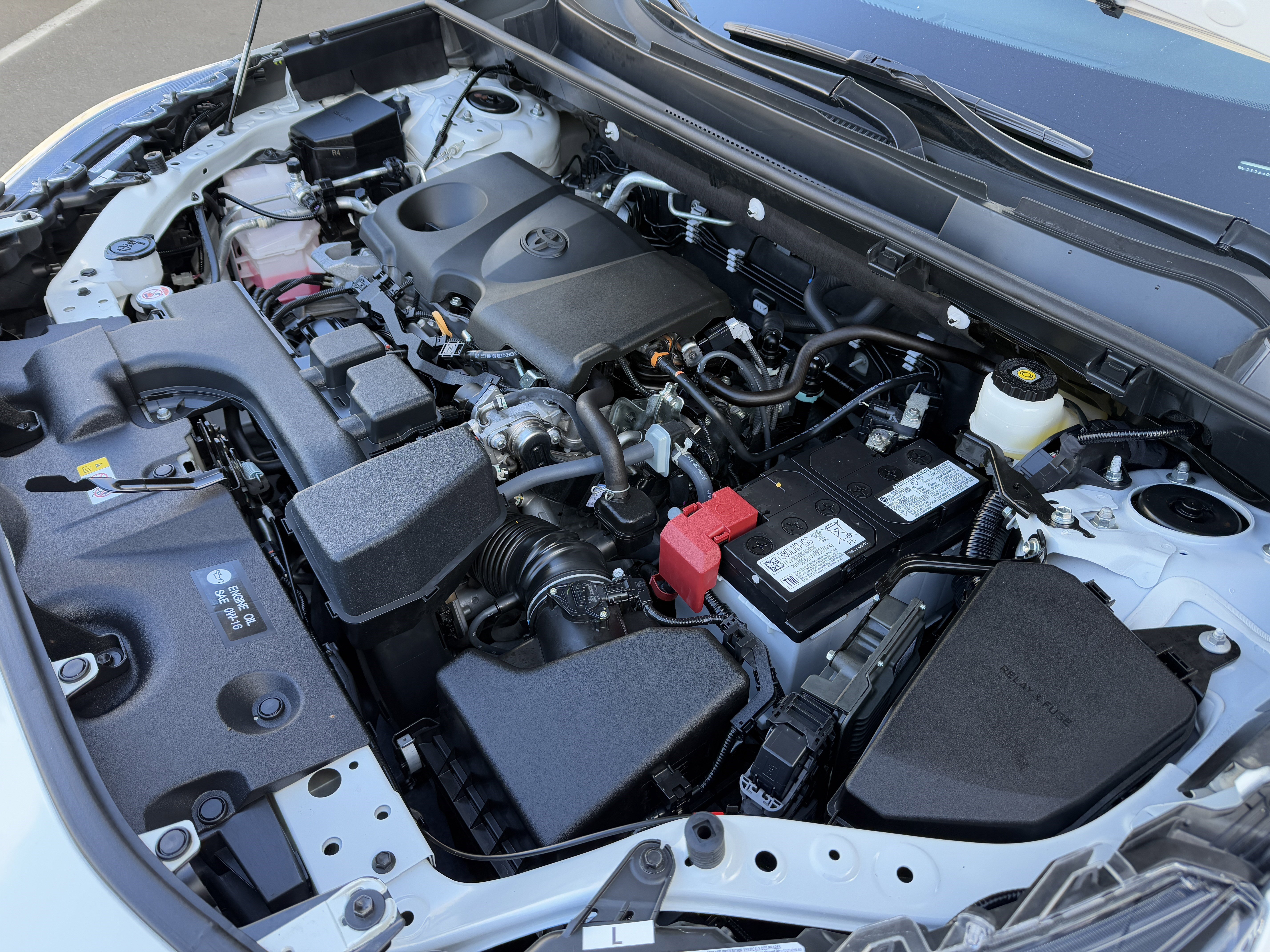 Used 2022 Toyota RAV4 XLE Premium image 37