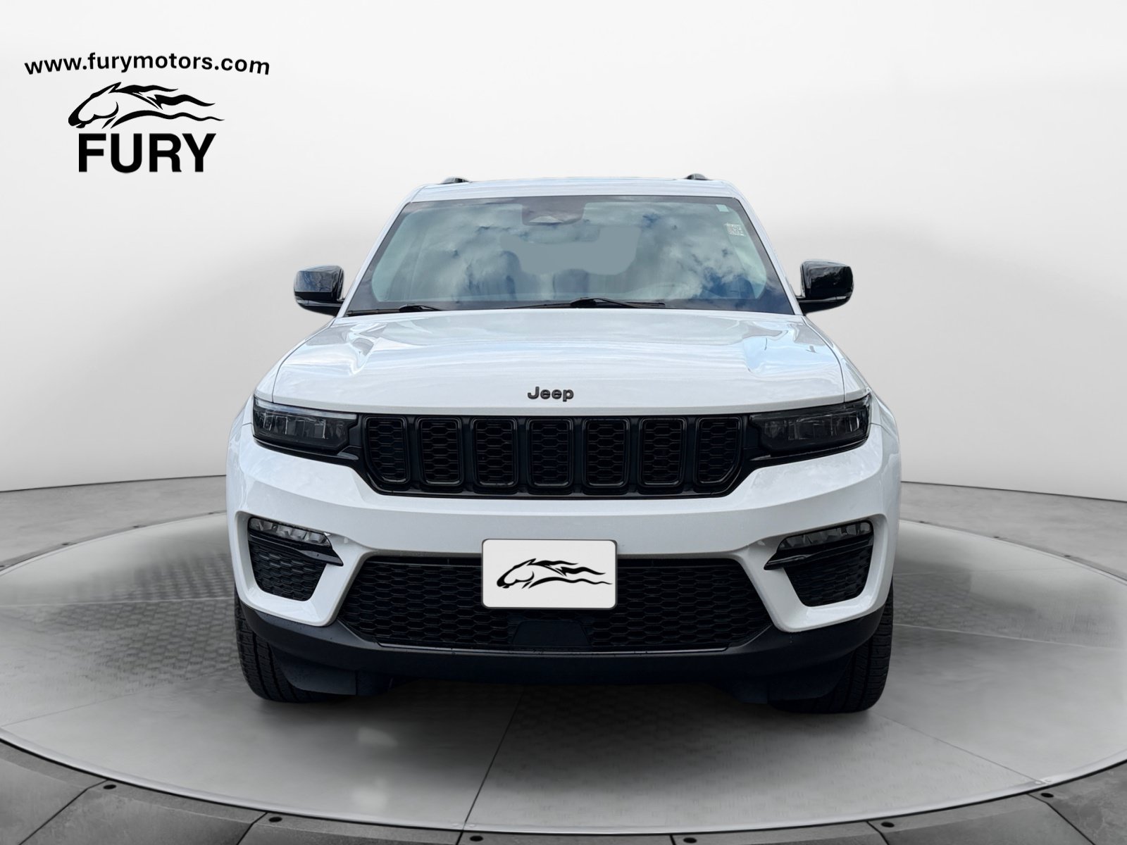 Used 2023 Jeep Grand Cherokee Limited w/ Black Appearance Package AWD/4WD image 9