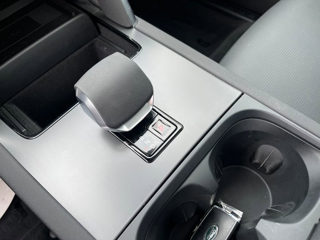 New 2025 Land Rover Discovery Sport S image 24