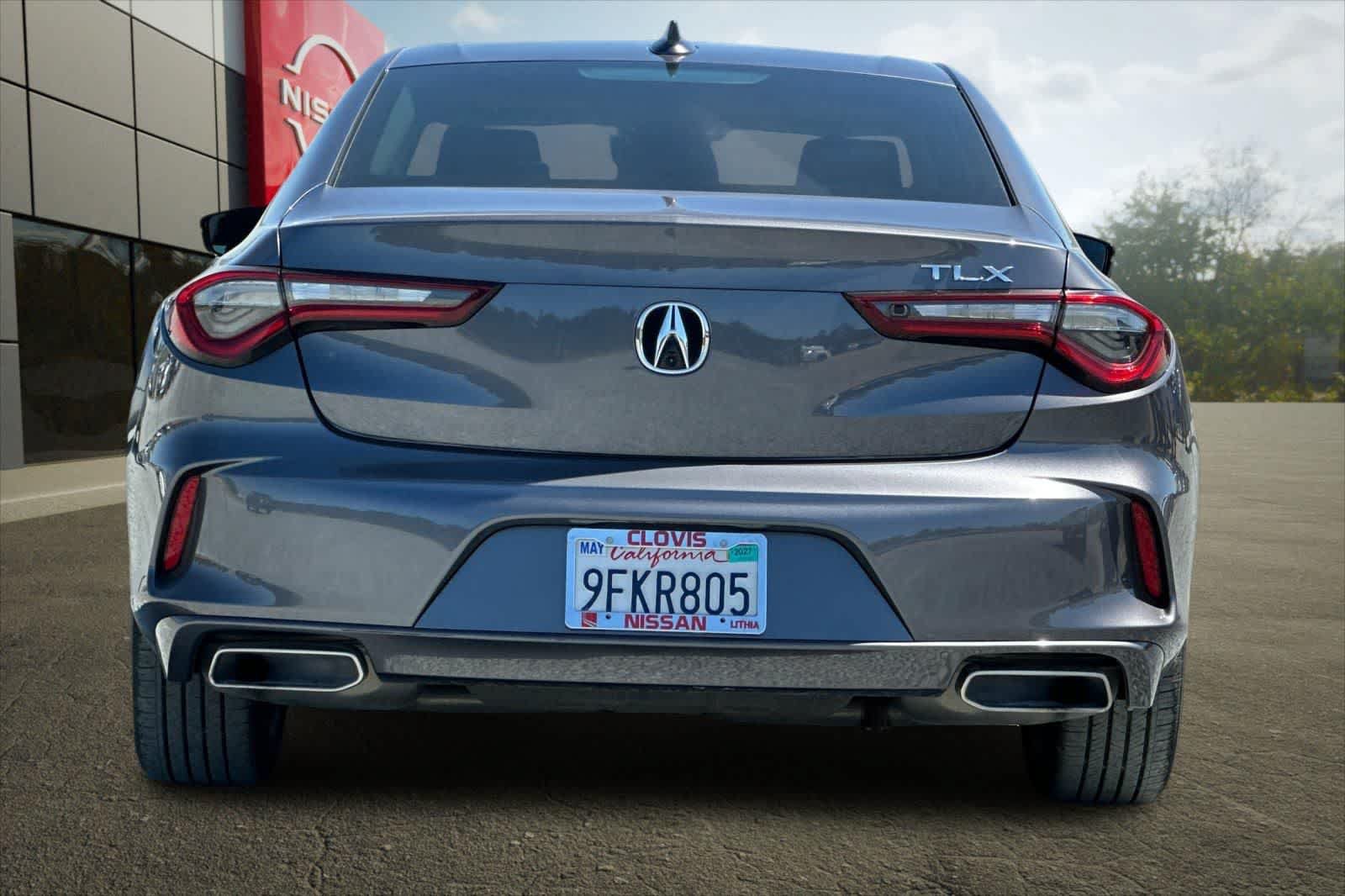 Used 2023 Acura TLX FWD image 8