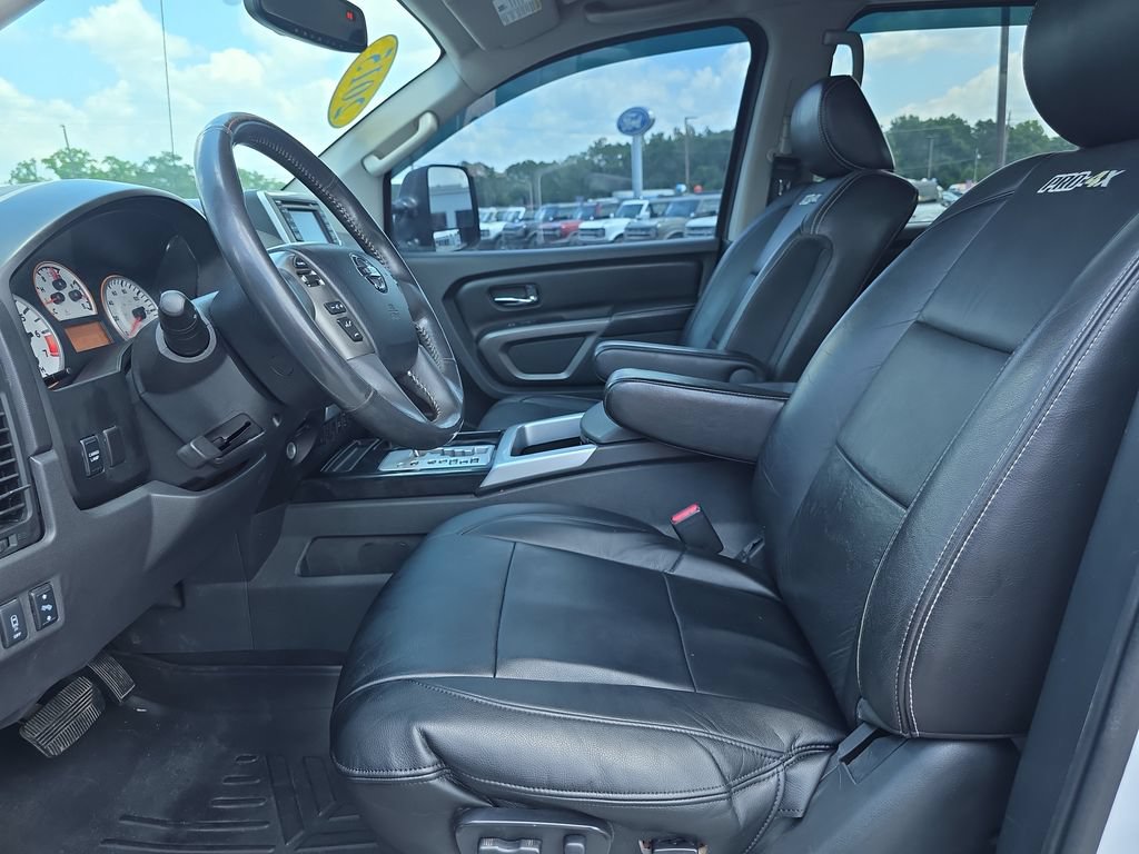 Used 2015 Nissan Titan PRO-4X w/ Pro-4x Luxury Package AWD/4WD image 12
