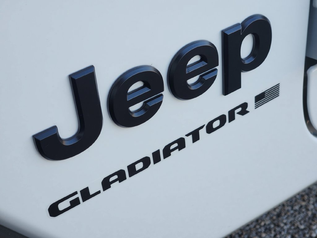 New 2026 Jeep Gladiator Sport AWD/4WD image 8