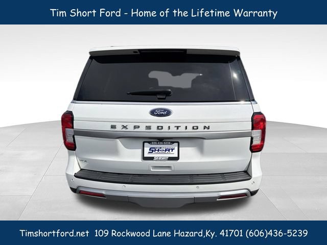 Used 2024 Ford Expedition XLT RWD image 6