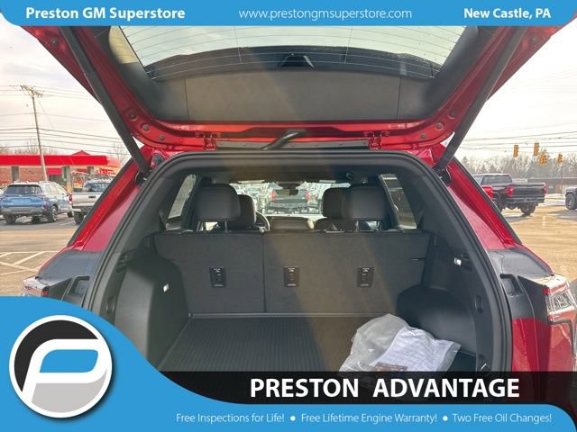 New 2026 Chevrolet Equinox LT w/ Convenience Package II AWD/4WD image 4
