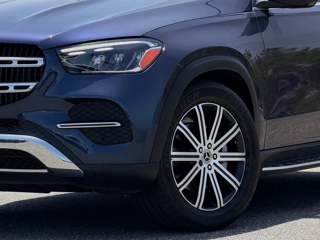 Used 2025 Mercedes-Benz GLE 350 4MATIC image 4