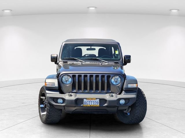 Used 2018 Jeep Wrangler Unlimited Sport AWD/4WD image 3