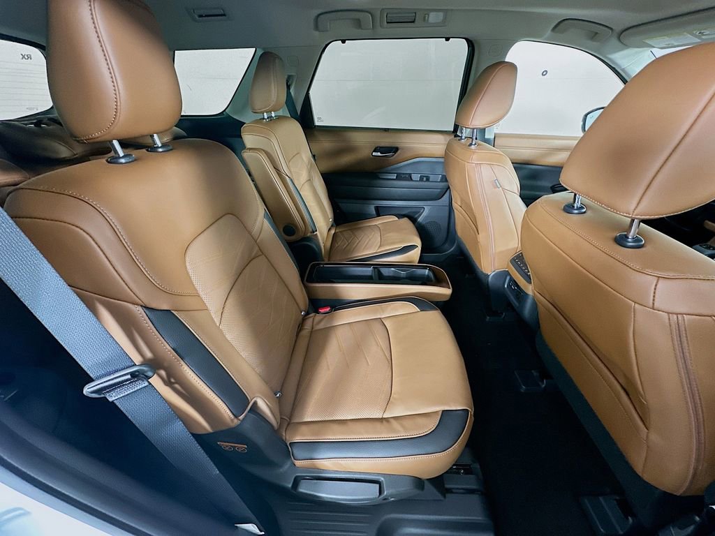 New 2025 Nissan Pathfinder Platinum image 37