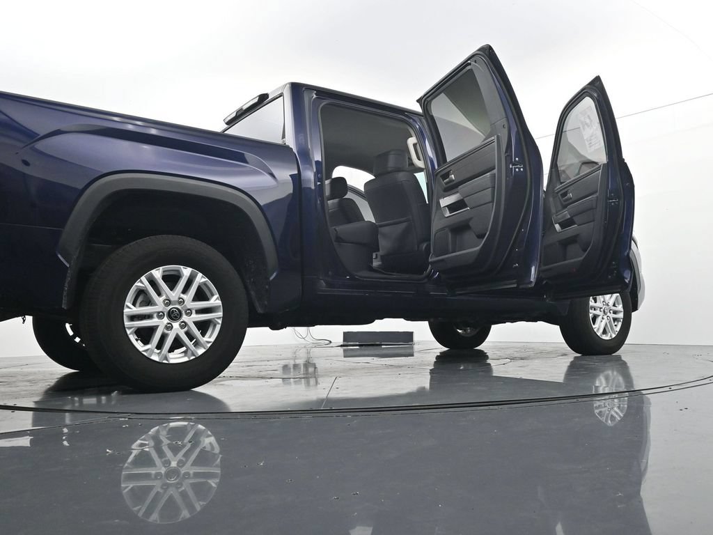 Used 2023 Toyota Tundra SR5 w/ SR5 Premium Package AWD/4WD image 39