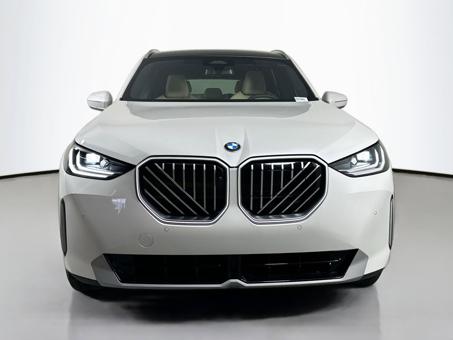 New 2026 BMW X3 xDrive30 w/ Premium Package image 2