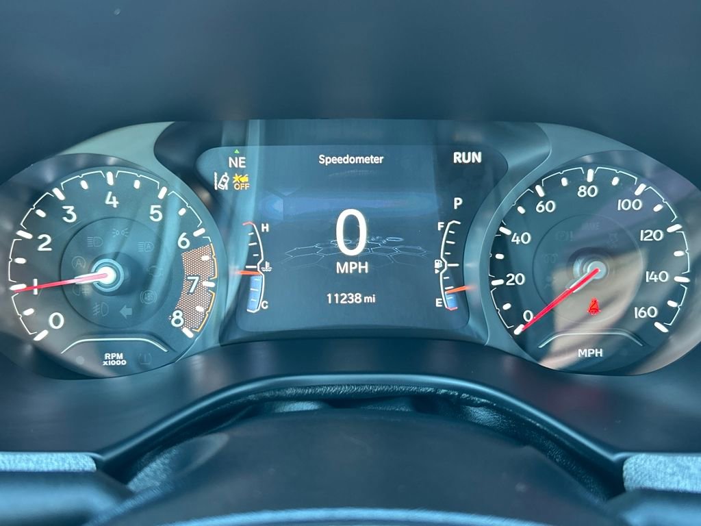 Used 2024 Jeep Compass Latitude image 11