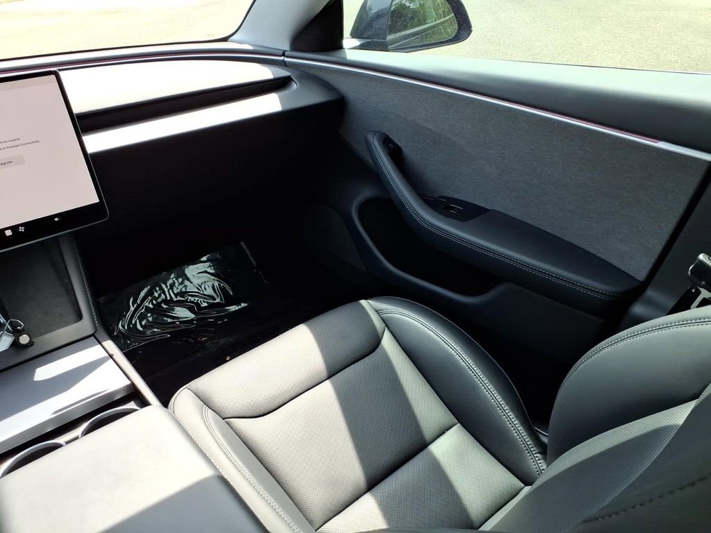 Used 2025 Tesla Model 3 Long Range RWD image 22