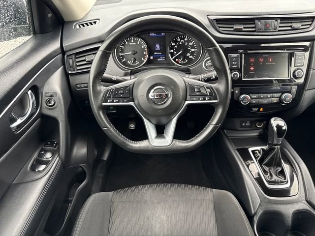 Used 2020 Nissan Rogue SV image 20