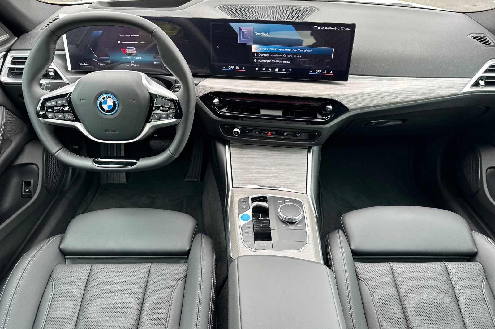 Used 2025 BMW i4 eDrive40 w/ Premium Package image 17