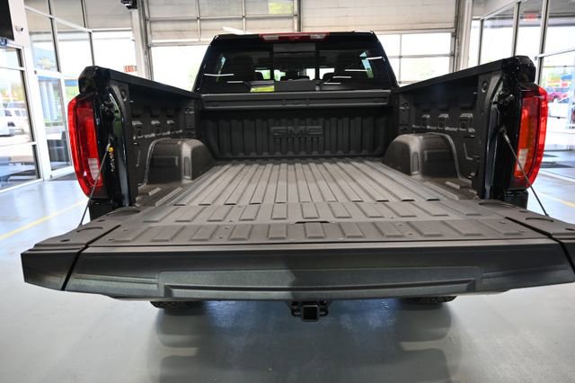 New 2026 GMC Sierra 1500 AT4X w/ LPO, Black Badging Package AWD/4WD image 8