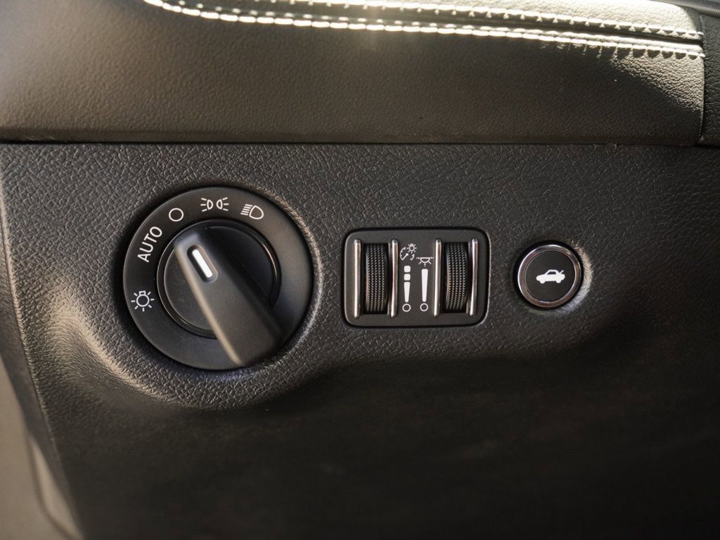 Used 2023 Dodge Challenger SRT Hellcat RWD image 13