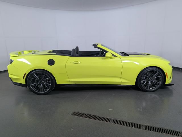 Used 2020 Chevrolet Camaro ZL1 RWD image 14