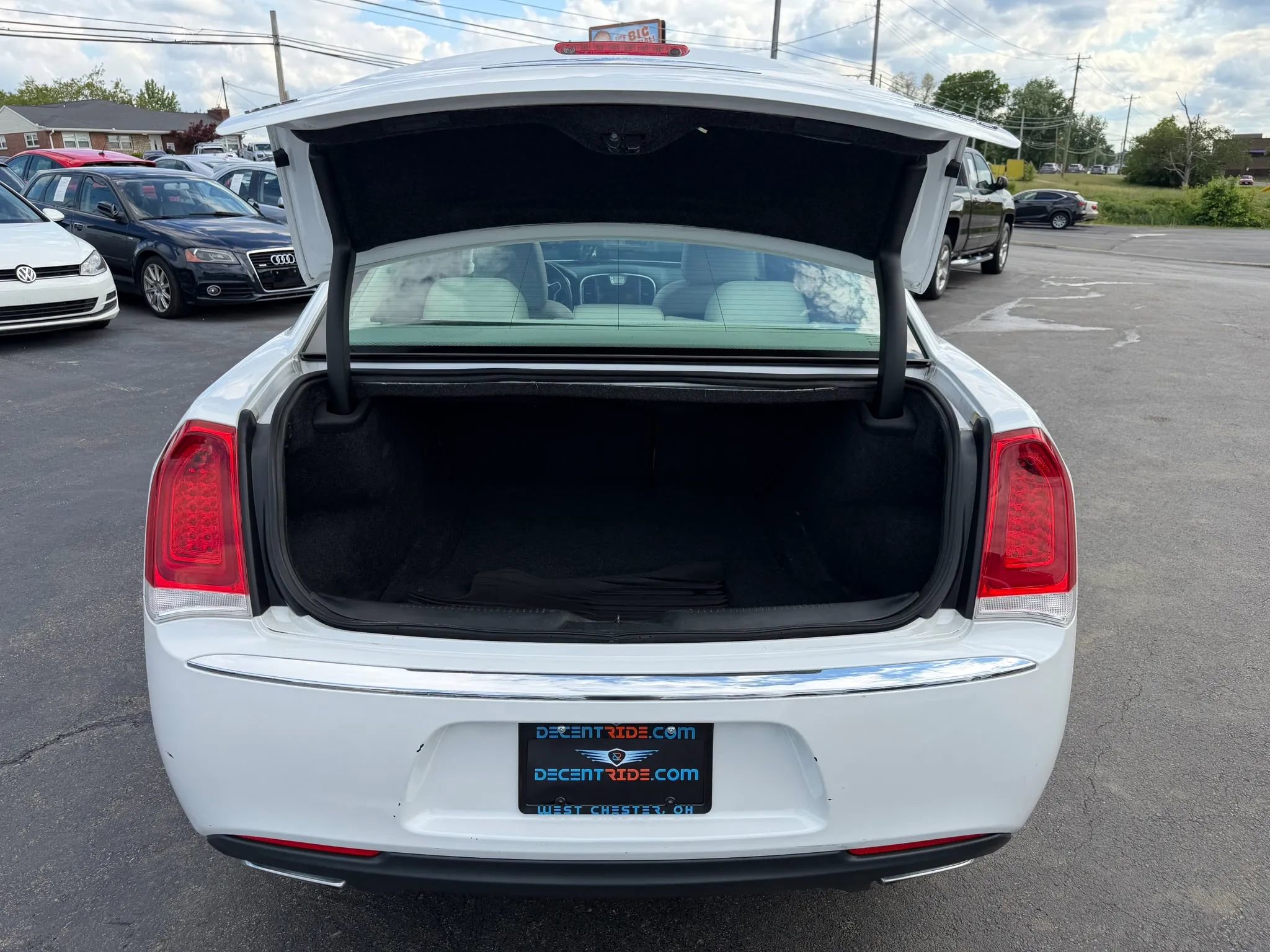 Used 2015 Chrysler 300 C w/ Light Group AWD/4WD image 41