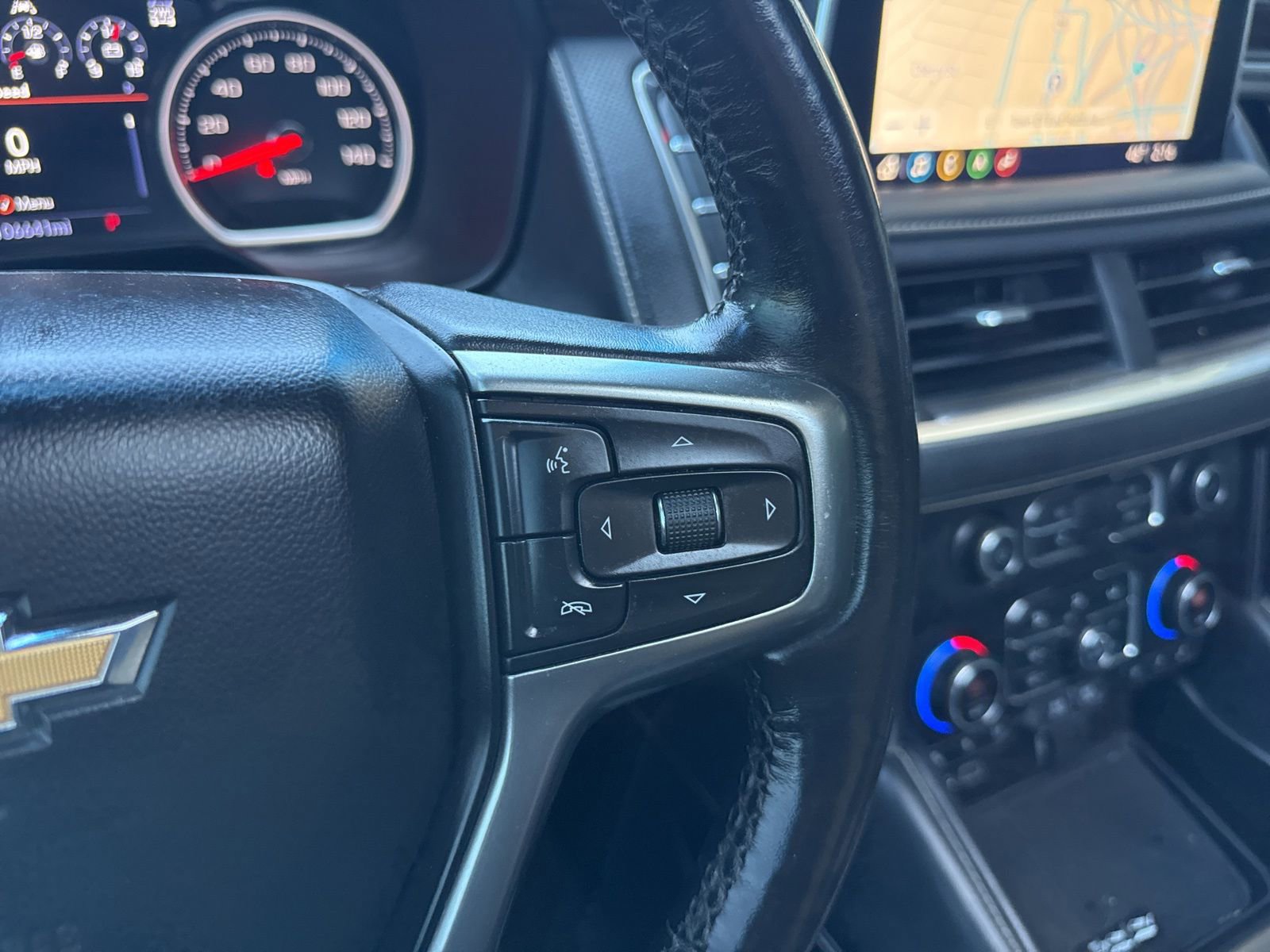 Used 2021 Chevrolet Tahoe Premier AWD/4WD image 37