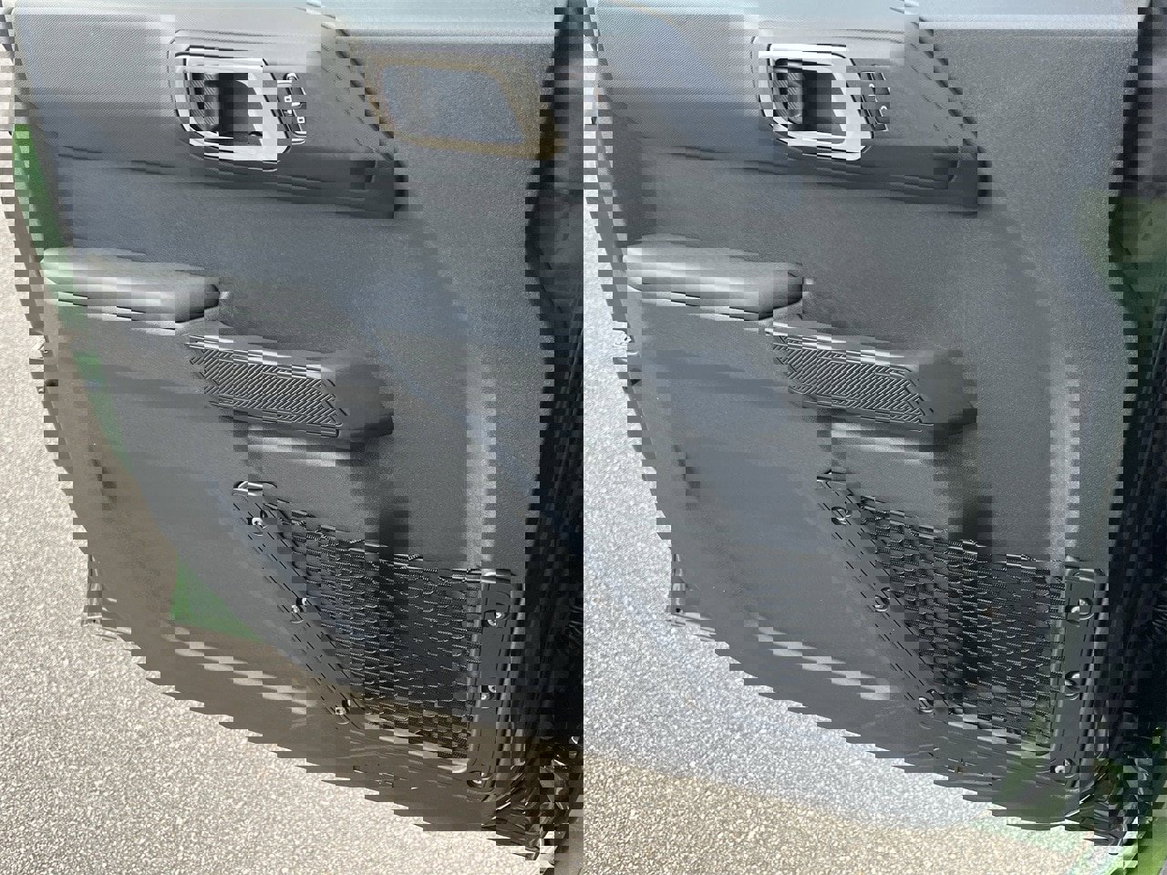 New 2025 Ford Bronco 4-Door image 15