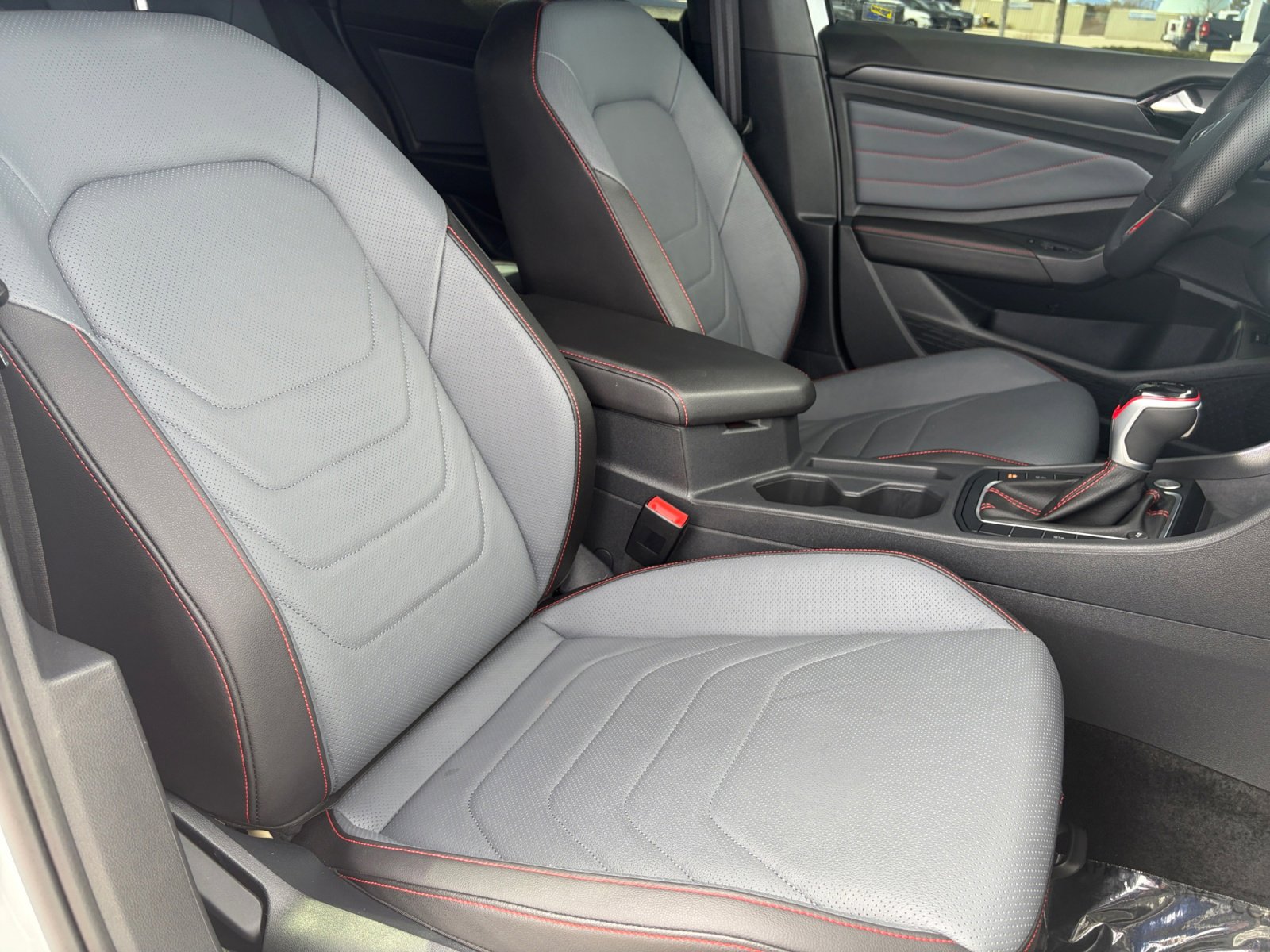 Used 2025 Volkswagen Jetta GLI Autobahn image 26