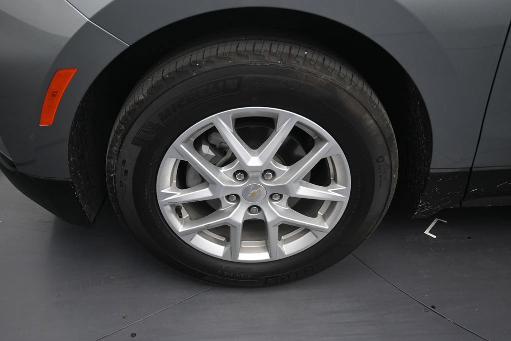 Used 2024 Chevrolet Equinox LT FWD image 9