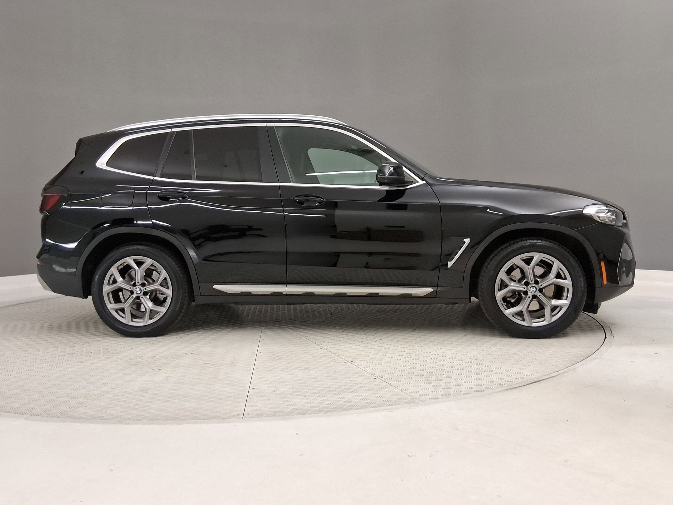 Certified 2024 BMW X3 sDrive30i w/ Convenience Package RWD image 6