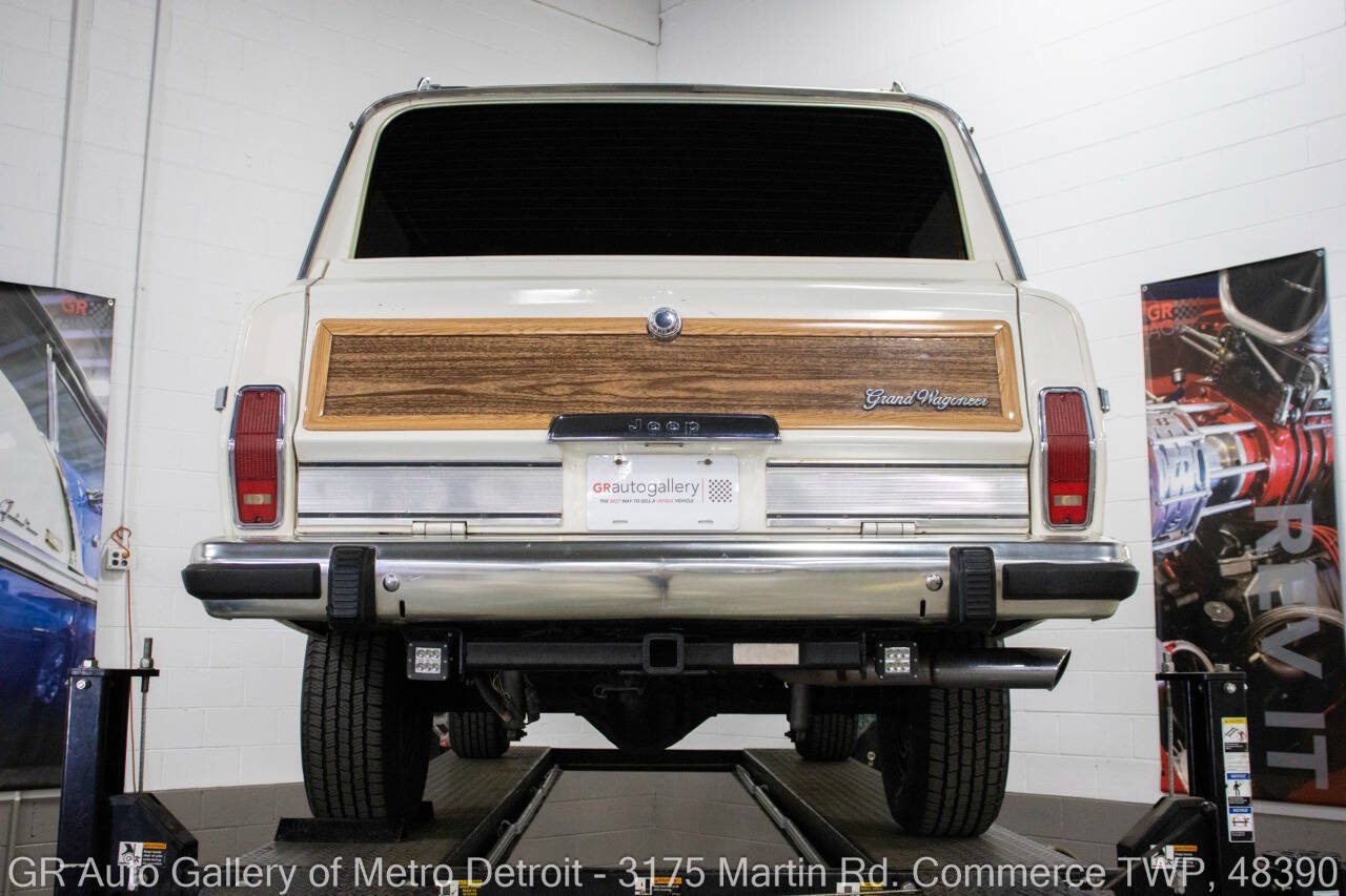 Used 1987 Jeep Grand Wagoneer AWD/4WD image 21