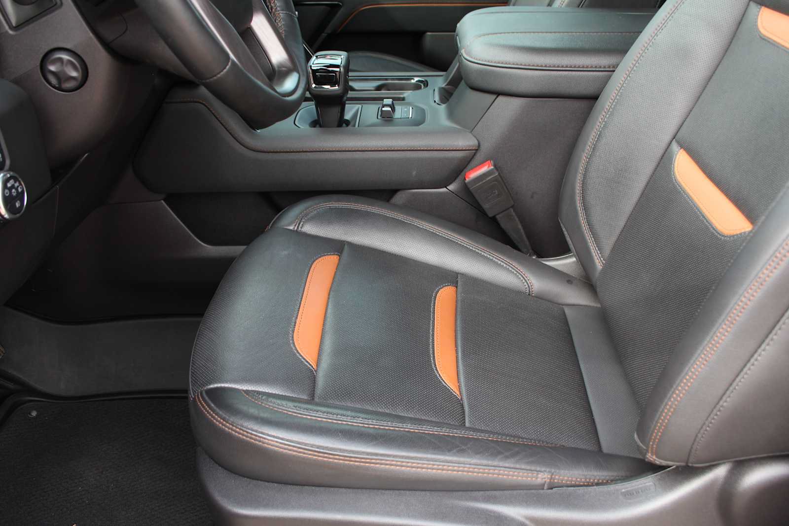 Used 2024 GMC Sierra 1500 AT4 w/ AT4 Premium Package AWD/4WD image 31