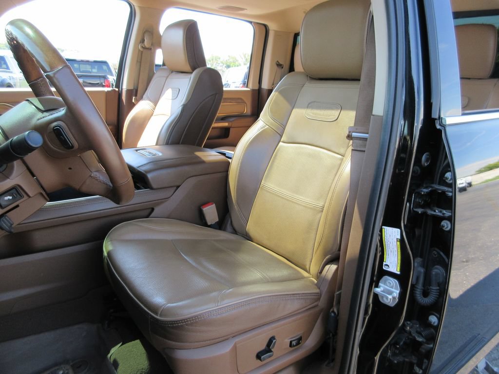 Used 2022 RAM 2500 Limited AWD/4WD image 25