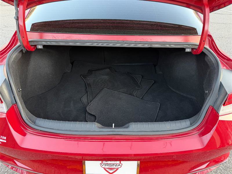 Used 2021 Hyundai Elantra Limited image 23