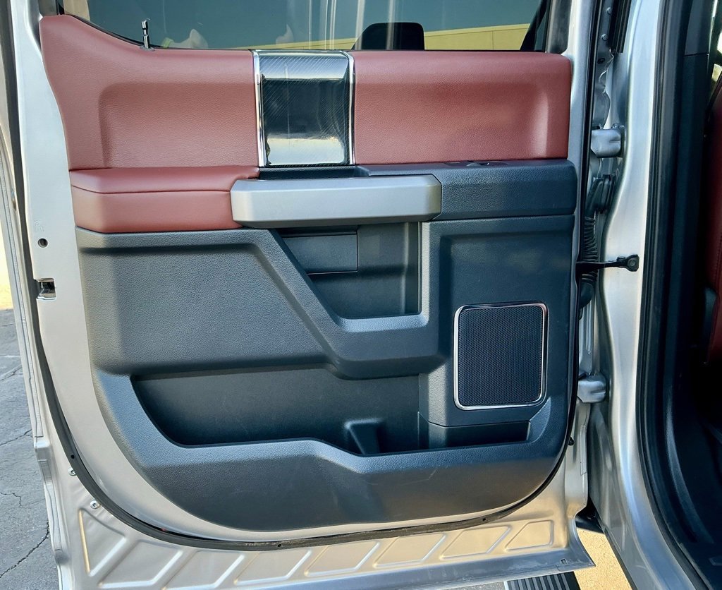 Used 2022 Ford F350 Platinum image 33