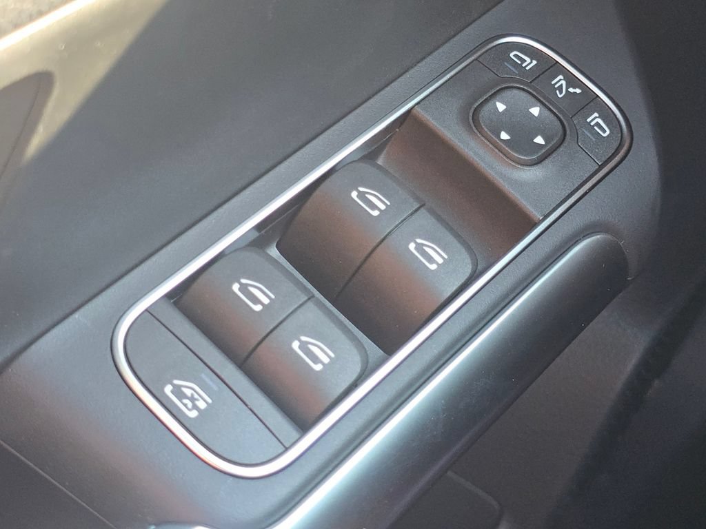 New 2026 Mercedes-Benz GLA 250 4MATIC image 25