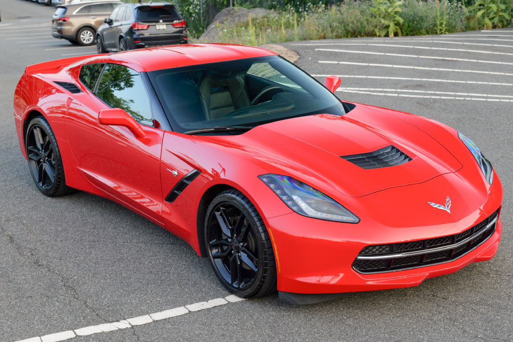 Used 2016 Chevrolet Corvette Stingray Coupe RWD image 9