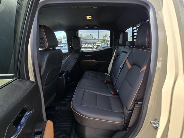 Certified 2024 GMC Canyon AT4 w/ AT4 Premium Package AWD/4WD image 15