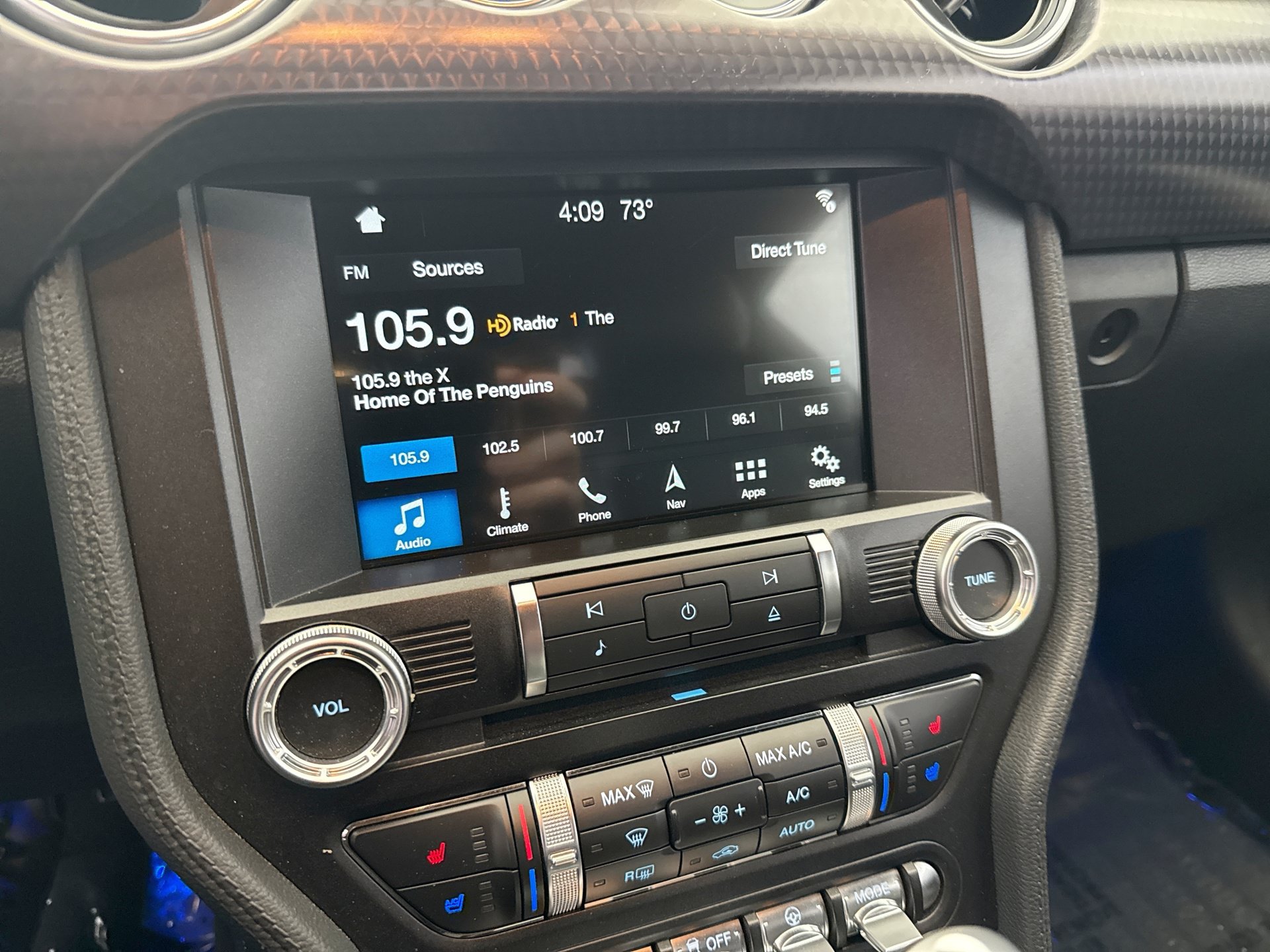 Used 2018 Ford Mustang GT Premium w/ GT Performance Package RWD image 14