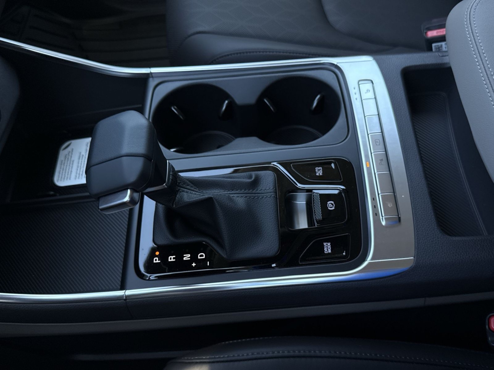 New 2026 Kia Carnival EX FWD image 27